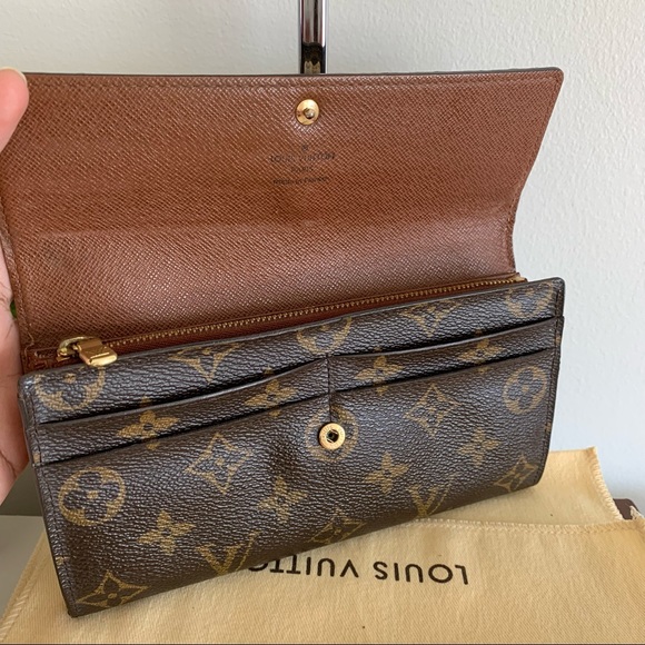 Authentic Louis Vuitton Wallet ❤️date stamp CT1182 - Picture 2 of 15